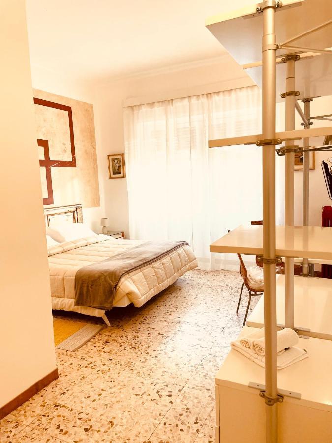 Il Giardino Di Iole Via Giovanni Amendola N36 Sássari